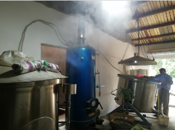 釀酒十五年后,換購新型翻轉(zhuǎn)釀酒設(shè)備 釀酒十五年后,換購新型翻轉(zhuǎn)釀酒設(shè)備